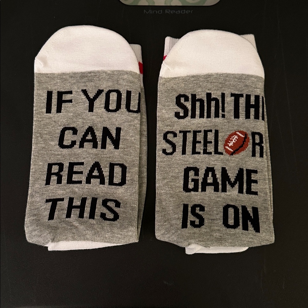 If You Can Read This, Shh! The Steelers Game Is On socks
